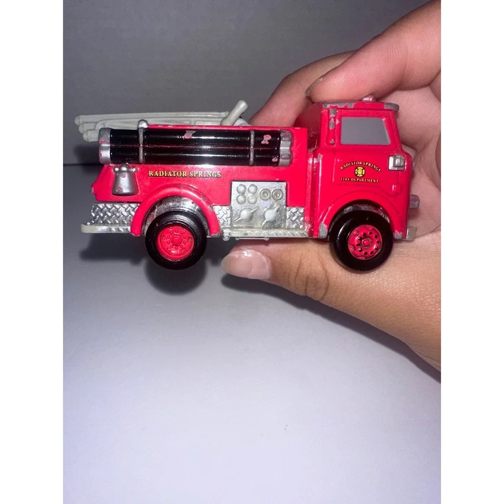 Disney Pixar Cars Red the Fire Truck Radiator Springs Diecast Toy Vehicle